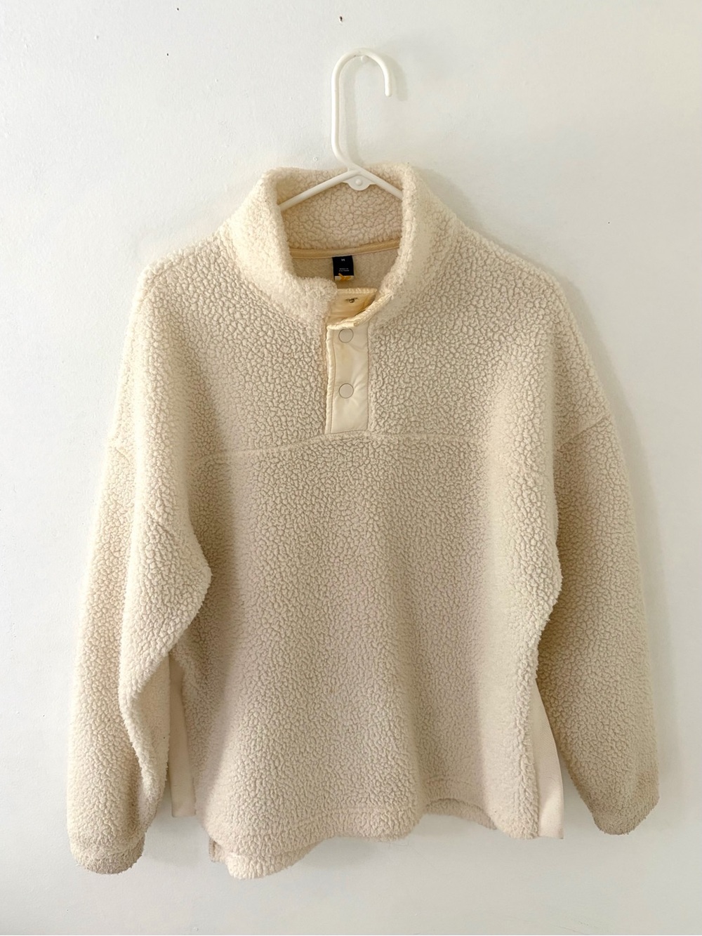 Old Navy Fleece Pullover Sweater, Size: Medium